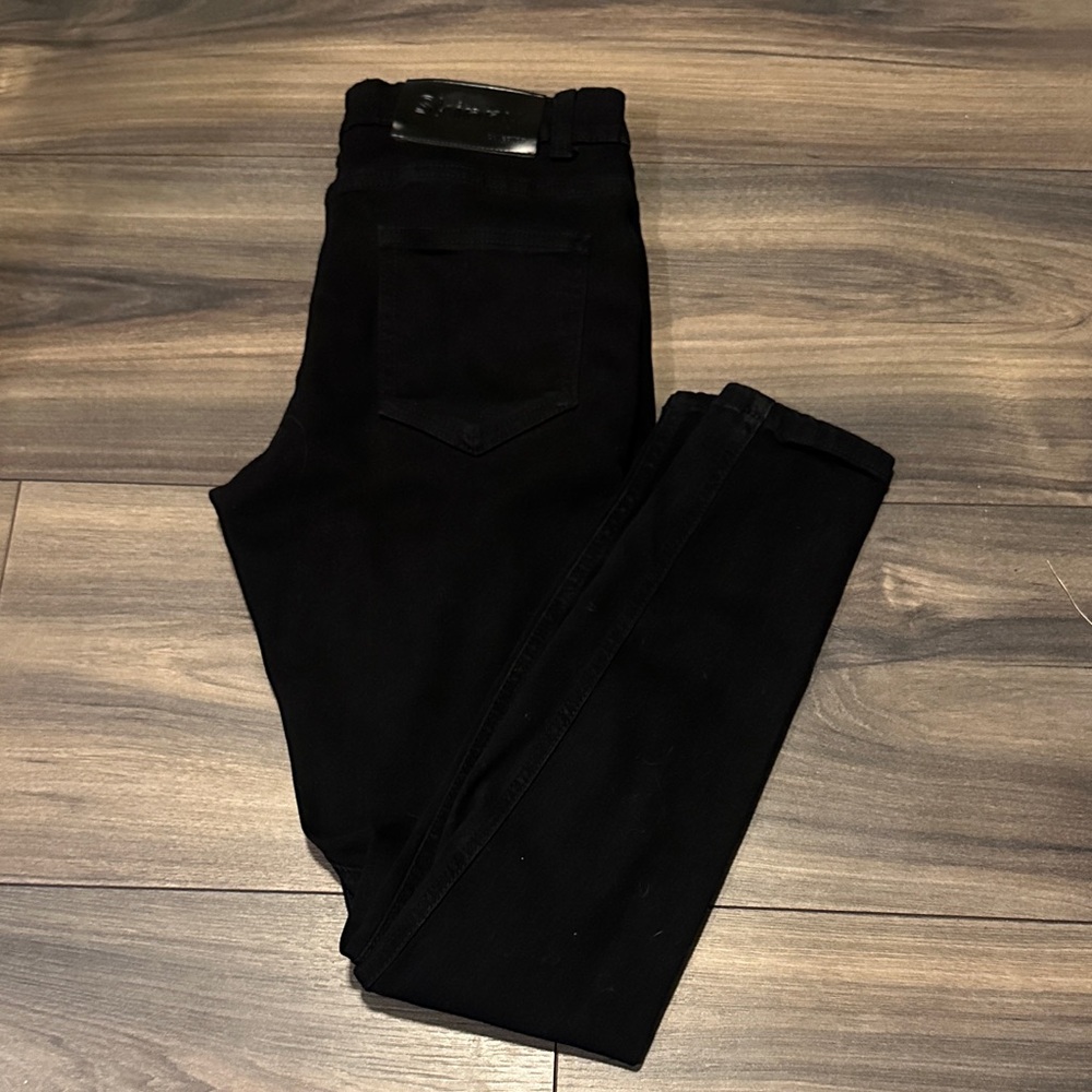 Women's Black Skinny Jeans